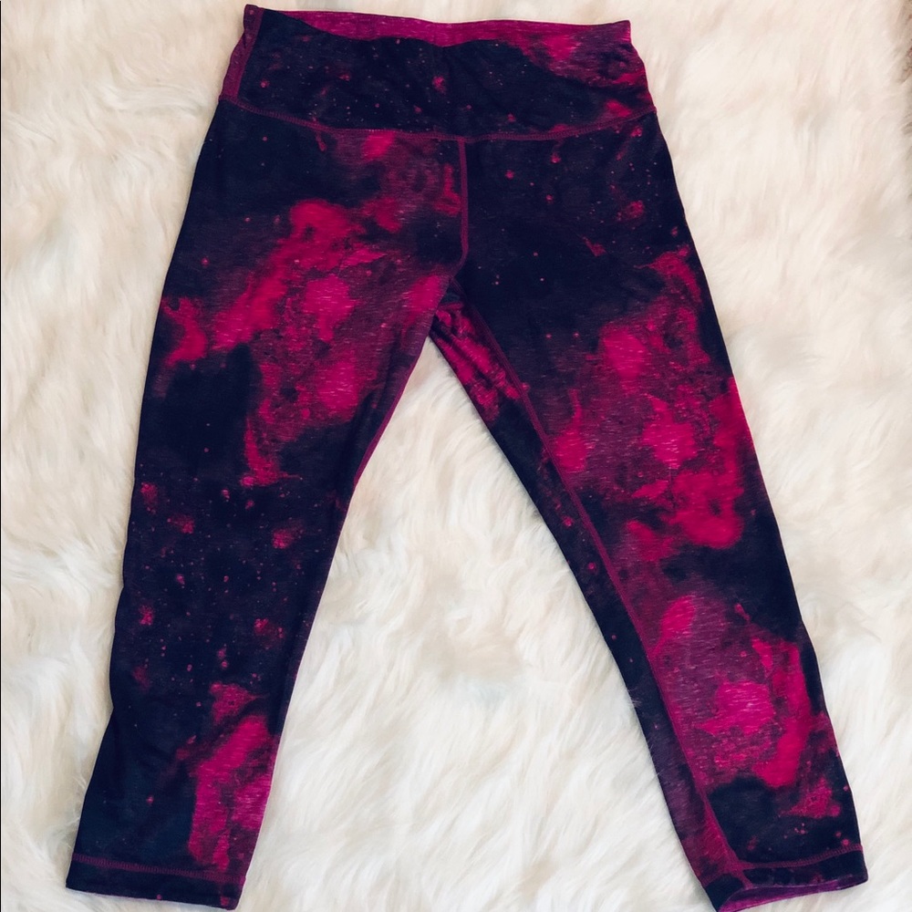 2-in-1 Athletic Capri leggings